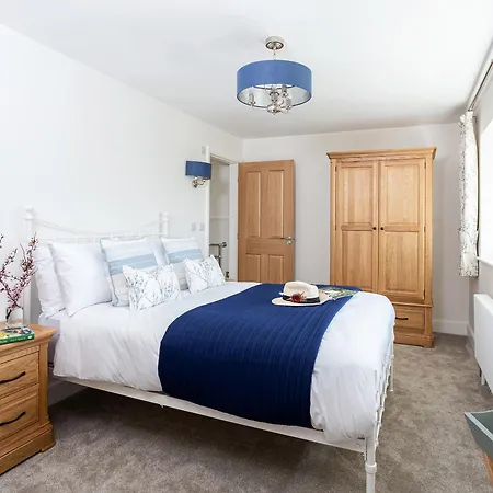 New Thornber Tatil Evi